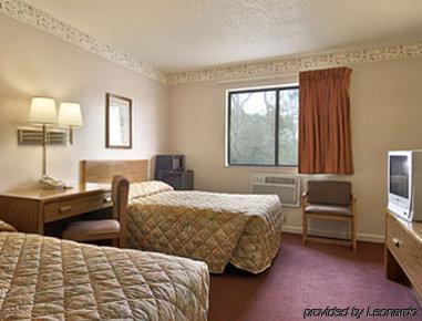 Knights Inn Albany Room photo